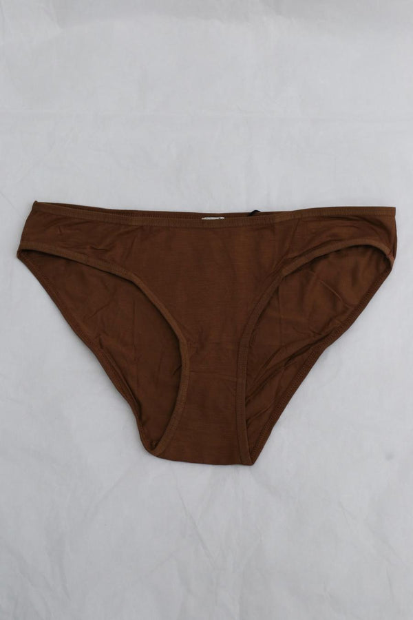 BASERANGE Flared shorts UNBE collection France Portugal BAS-UNBE-OCULAR UNBE-BL